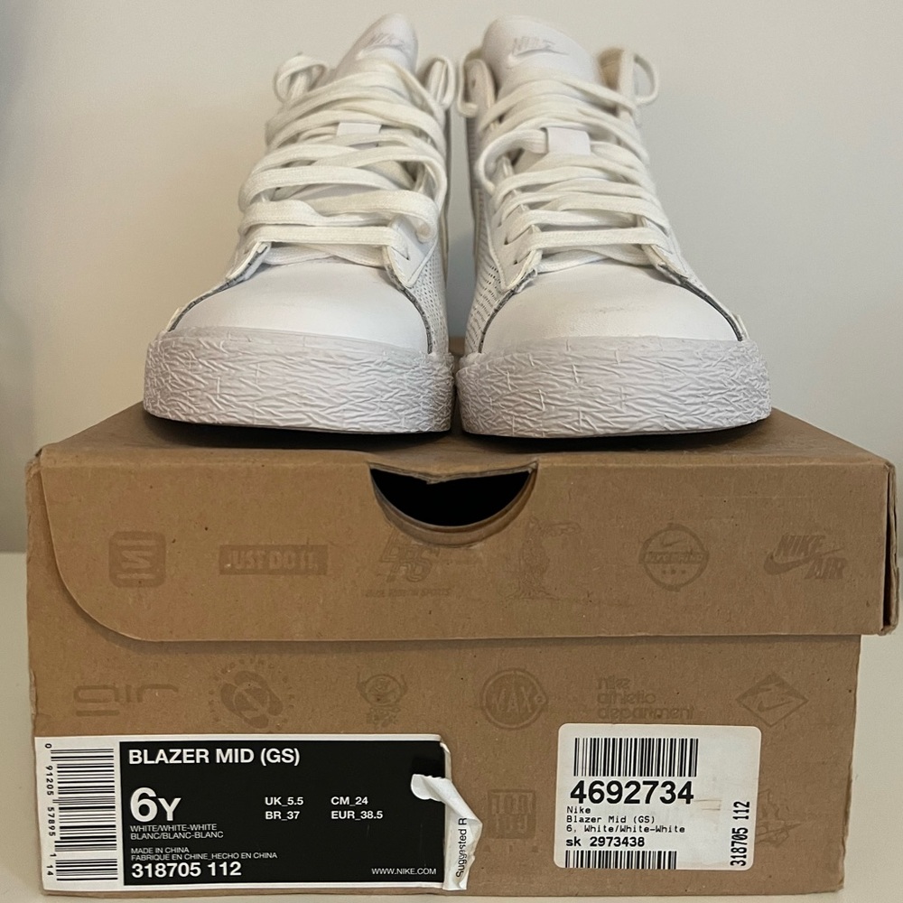 Nike Blazer Perforated (7.5 W, 6 Y)
